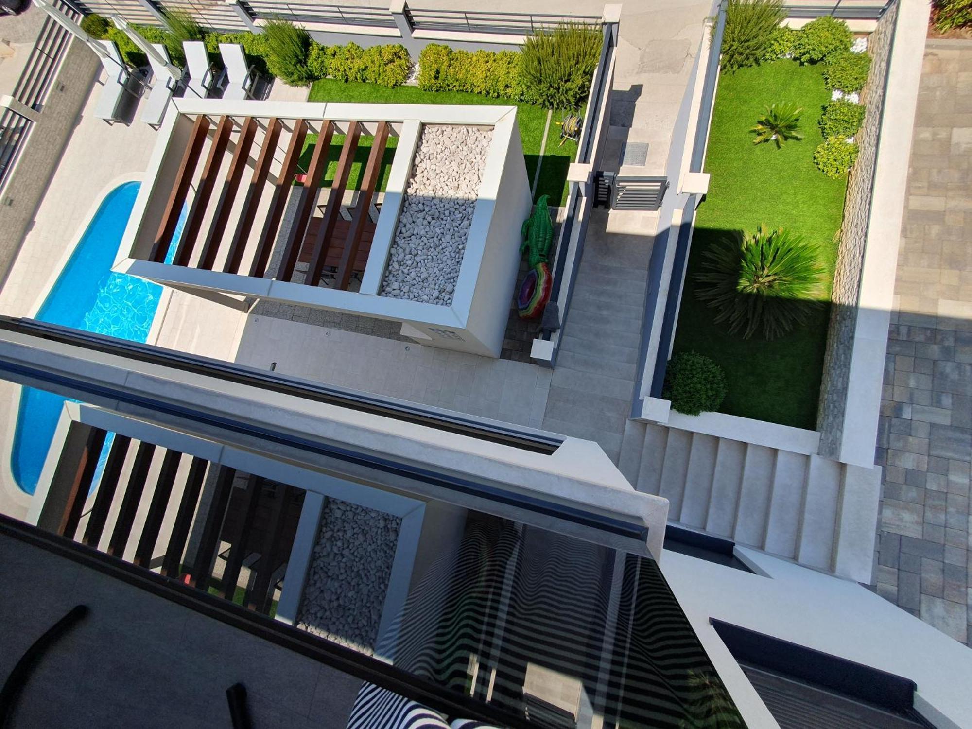 Villa La Vita Baška Voda Екстериор снимка