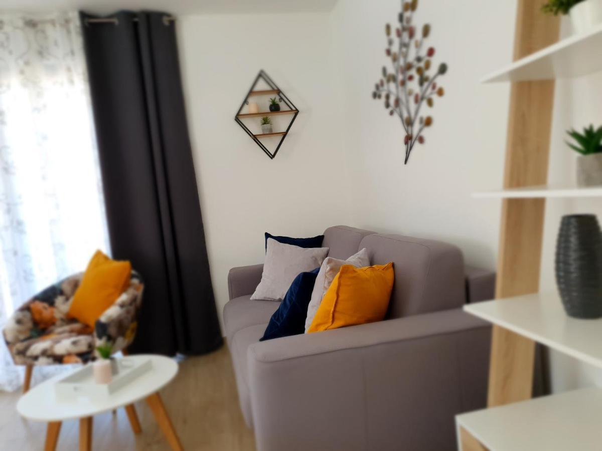 Villa La Vita Baška Voda Екстериор снимка