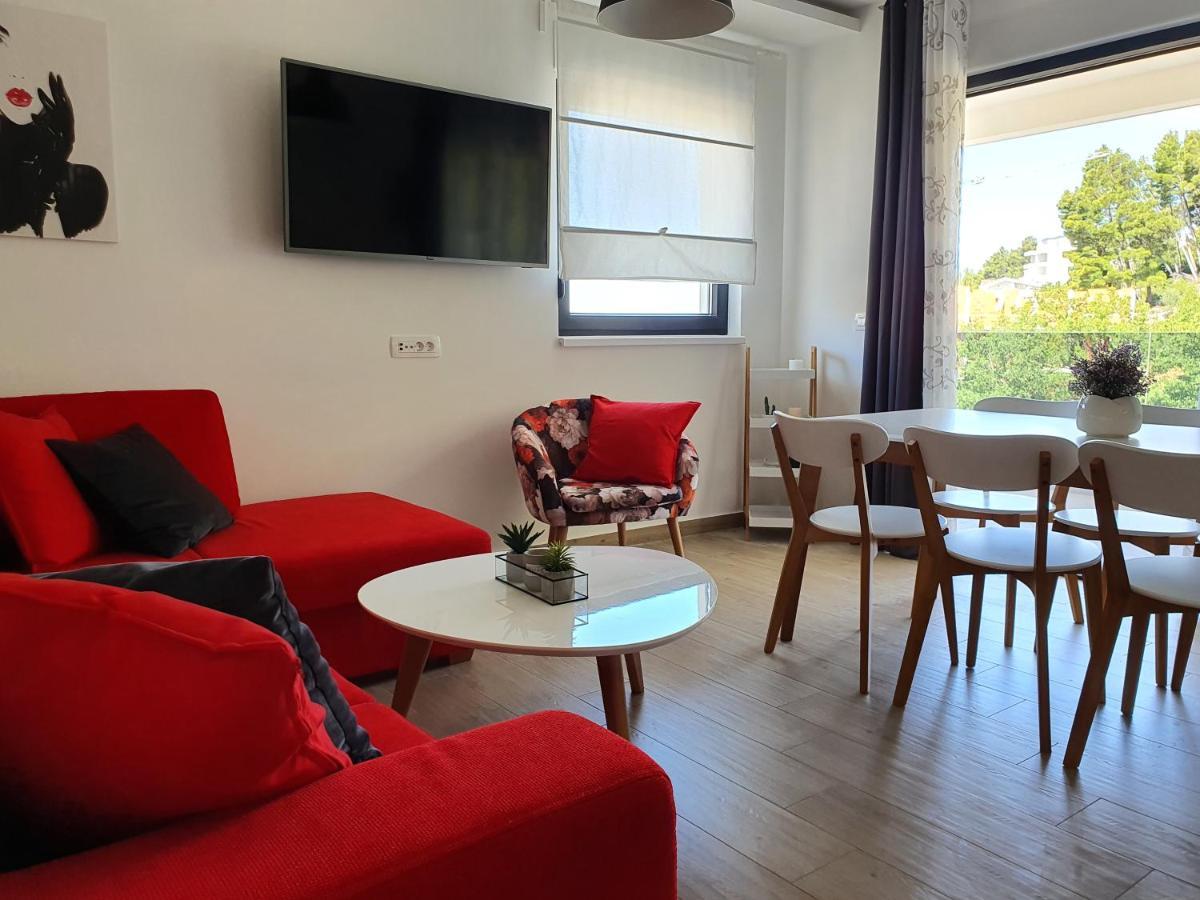 Villa La Vita Baška Voda Екстериор снимка