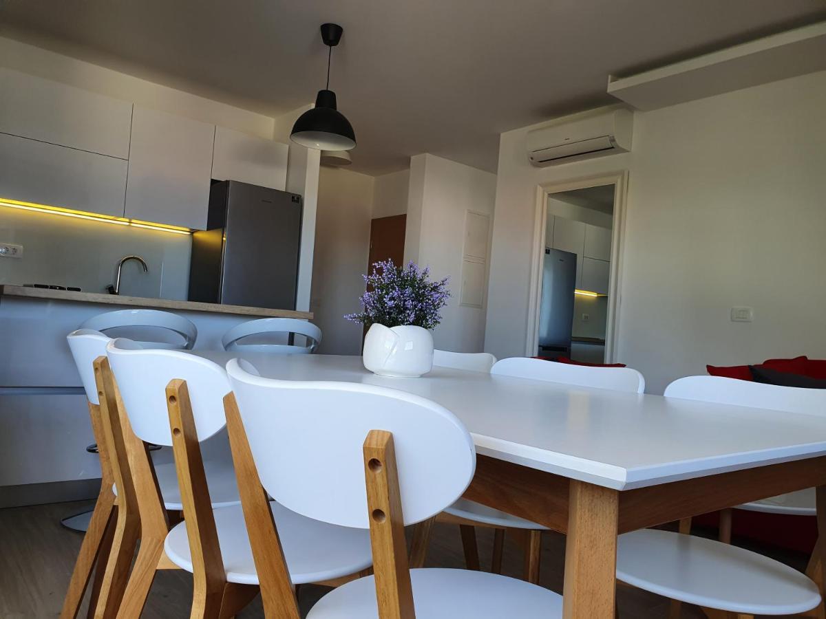 Villa La Vita Baška Voda Екстериор снимка