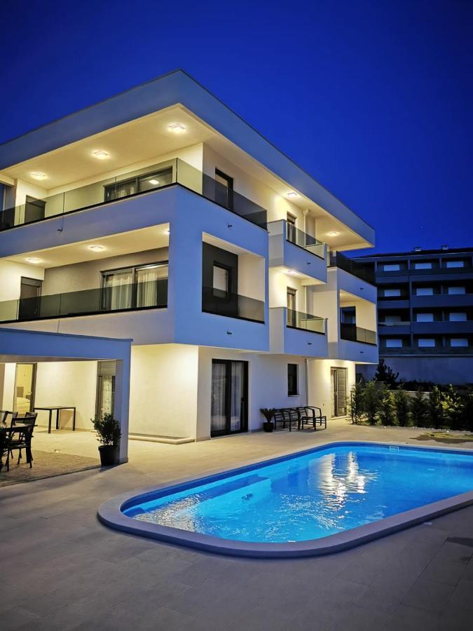 Villa La Vita Baška Voda Екстериор снимка