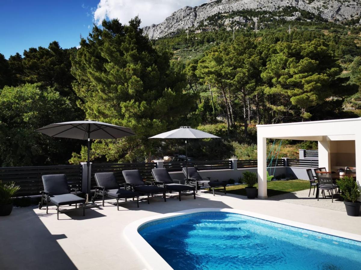 Villa La Vita Baška Voda Екстериор снимка