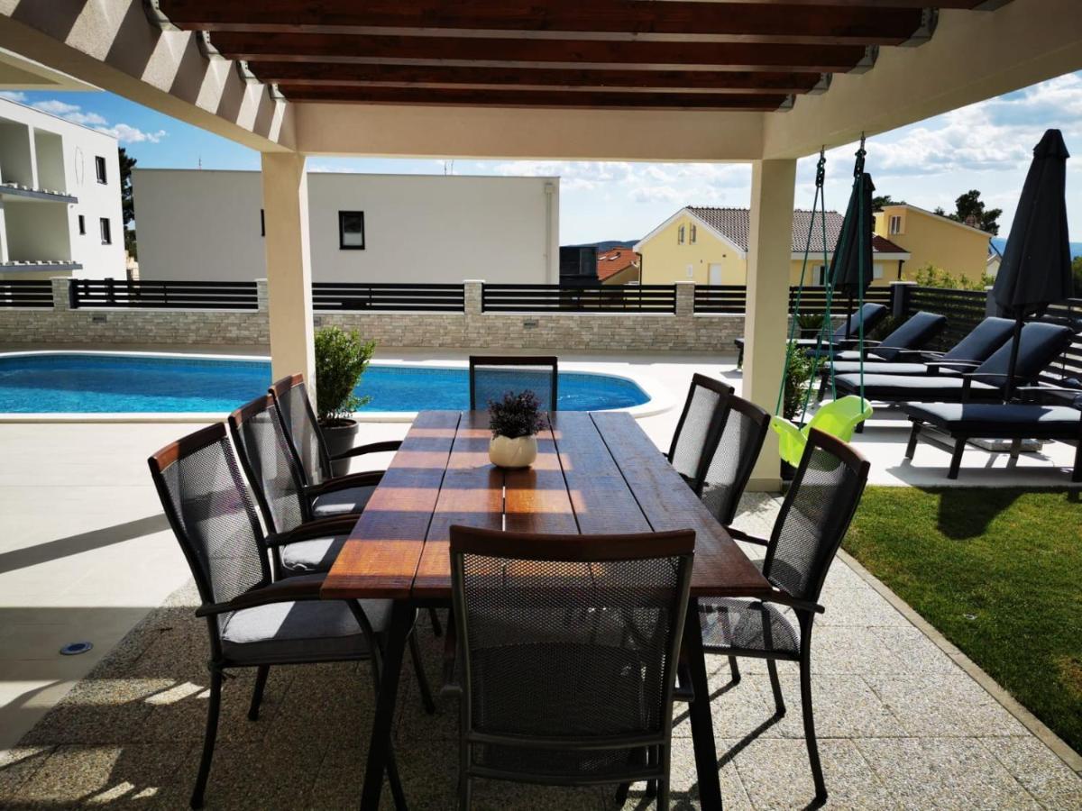Villa La Vita Baška Voda Екстериор снимка